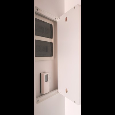 Revisionsfach mit Magnet Revisionsfach mit Magnet